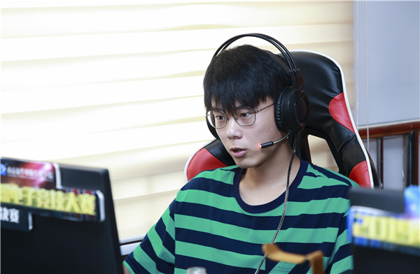2019年“新華杯”英雄聯(lián)盟電子競技大賽皖蘇贛湘四省區(qū)域決賽順利舉行！