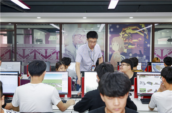 初中畢業(yè)上職業(yè)學校好么？