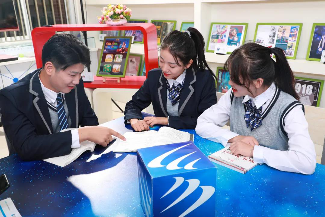 匠心實力筑造品牌教育！大品牌，更信賴！