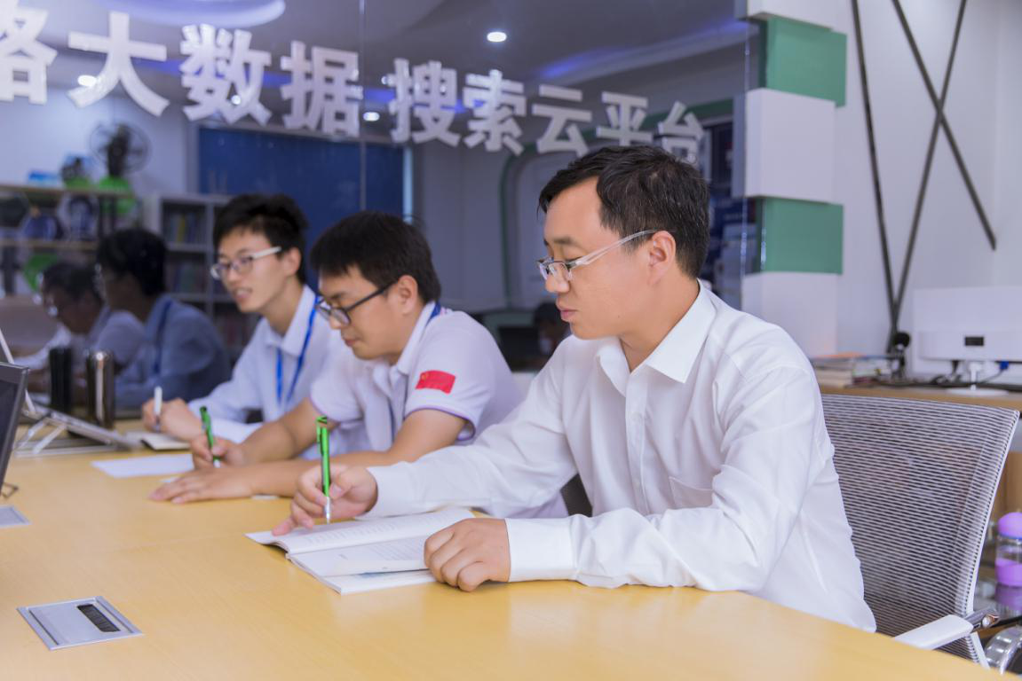 <a href=http://njxh.cn target=_blank class=infotextkey>專業(yè)</a>榜樣 | 砥礪前行 時代風(fēng)向！