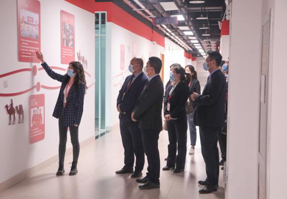 校企合作丨 新華學(xué)子參加京東實訓(xùn)，備戰(zhàn)雙十一