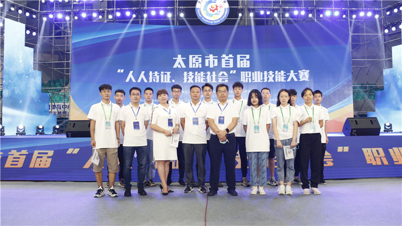 新華<a href=http://njxh.cn target=_blank class=infotextkey>專業(yè)</a>說——中國網(wǎng)民破9億，UI設(shè)計(jì)蓬勃發(fā)展！