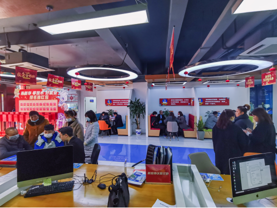 南京新華電腦專修學(xué)院330校園專場咨詢?nèi)栈顒?dòng)成功舉辦！