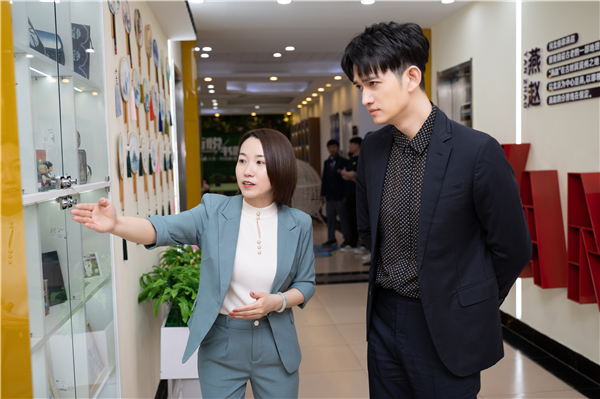 馬可來新華重拾校園生活，青春“競”是精彩！