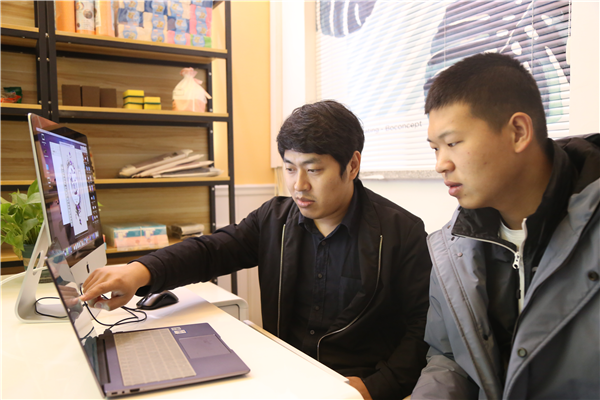 真實(shí)訓(xùn)真牛！學(xué)生時(shí)代第一桶金挖掘記