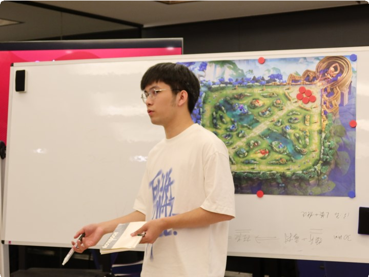 “玩轉(zhuǎn)熱愛，競(jìng)無(wú)止境”|新華互聯(lián)網(wǎng)科技2022電競(jìng)青訓(xùn)營(yíng)正式開營(yíng)！