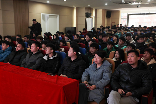 南京新華舉行消防知識(shí)宣講活動(dòng)，提升學(xué)生安全意識(shí)