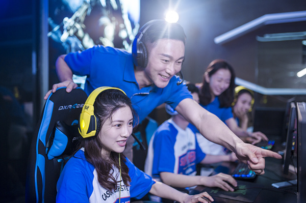 南京新華職業(yè)技術學校多少分？