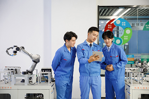 中考成績差學什么<a href=http://njxh.cn target=_blank class=infotextkey>專業(yè)</a>好 中考成績差學什么<a href=http://njxh.cn target=_blank class=infotextkey>專業(yè)</a>好