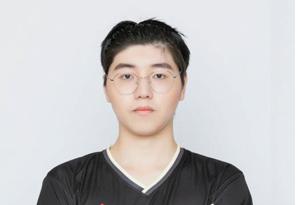 優(yōu)秀學生丨印新：慎以慮始，毅以圖終。