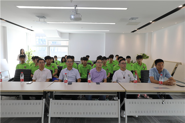 企業(yè)大咖講座|雛鷹展翅，智領未來