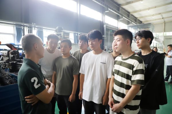 南京新華電腦助力退役軍人職業(yè)轉型：企業(yè)研學圓滿舉行