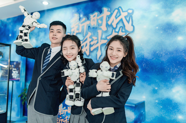 家庭條件不好，不想讀書(shū)了，該不該輟學(xué)？