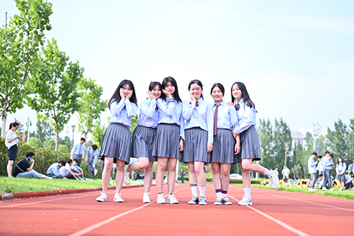 上一個(gè)差的高中還是去職高好？