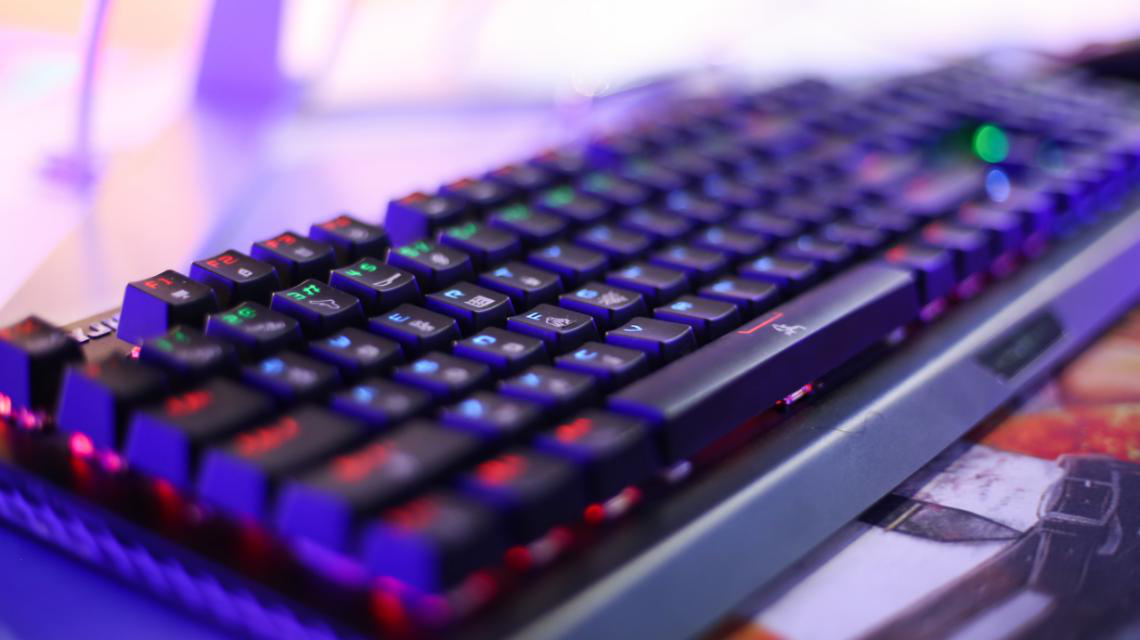 中國電競用戶規(guī)模達4.84億人！電子競技就是打游戲？NO!