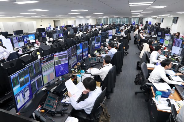 2024年大學(xué)生就業(yè)難題凸顯，技能培訓(xùn)成再就業(yè)新路徑！