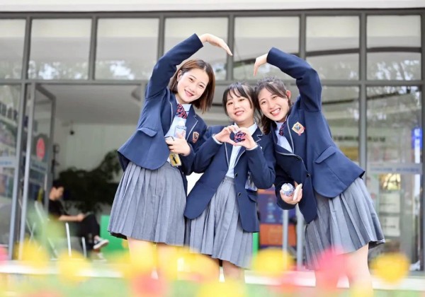 初中畢業(yè)如何提升學(xué)歷？南京新華電腦為你開啟新思路