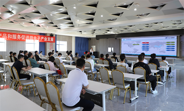 初中畢業(yè)男生學(xué)什么計(jì)算機(jī)相關(guān)專業(yè)有前途？