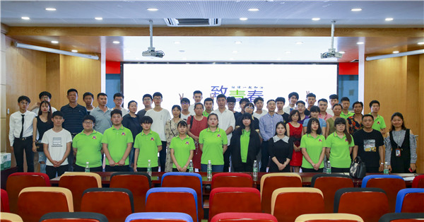 “家校同心，攜手共進(jìn)”——南京新華2019年上半年P(guān)S階段課程答辯分享會(huì)